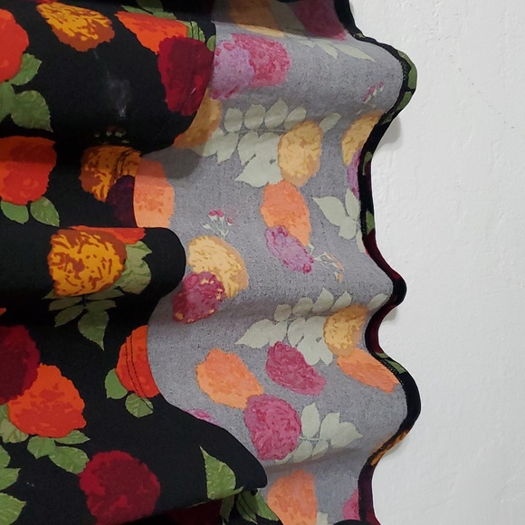 Lularoe‎ Irma Style Top L - Picture 5 of 6